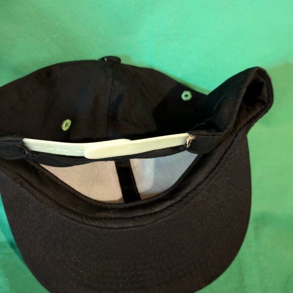 Green skull cap - Picture 3 of 3